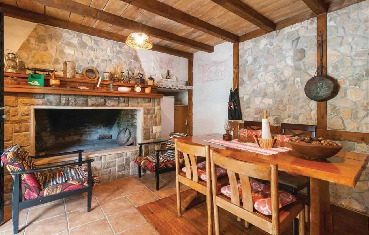 Holiday home Podaspilje I Svinisce Exterior foto