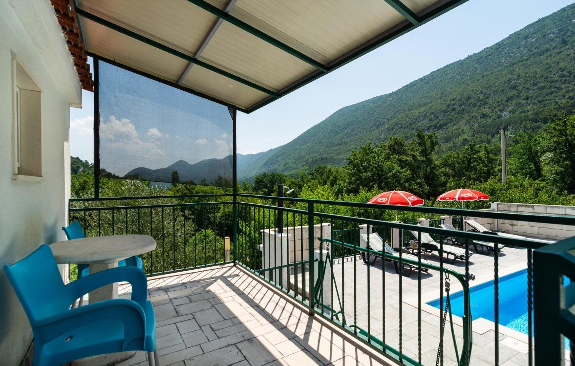 Holiday home Podaspilje I Svinisce Exterior foto