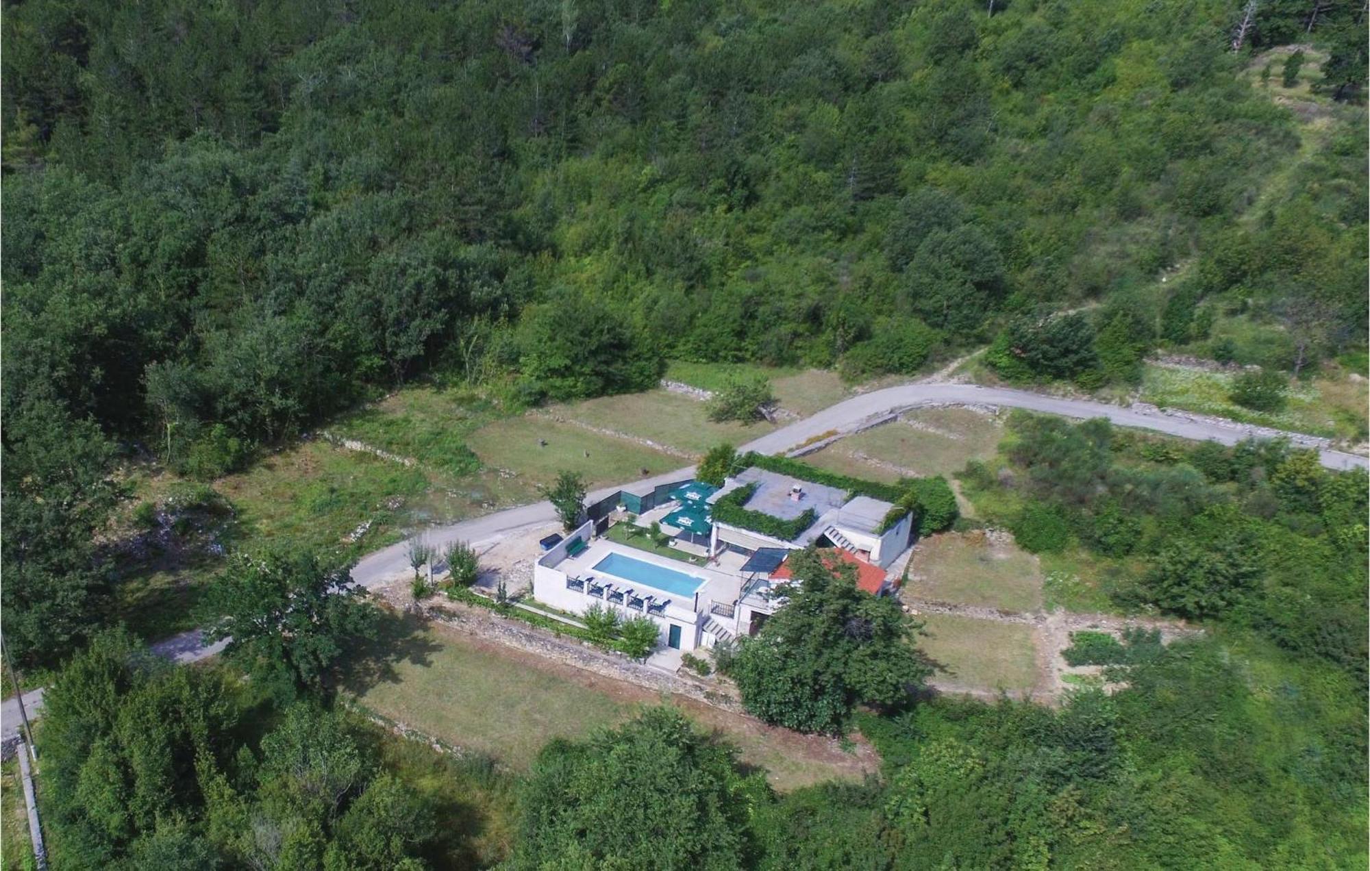 Holiday home Podaspilje I Svinisce Exterior foto